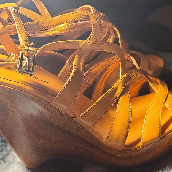 Bundle of 3 pairs of shoes size 6.5 Charlotte Russ, Diva Dna, East 5th Good con - Picture 7 of 13